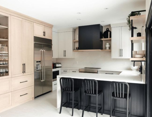 Custom u-shaped oak kitchen layout