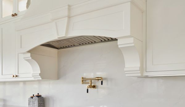 White custom built kitchen range hood