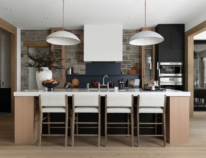 navy and natural wood muskoka cottage kitchen